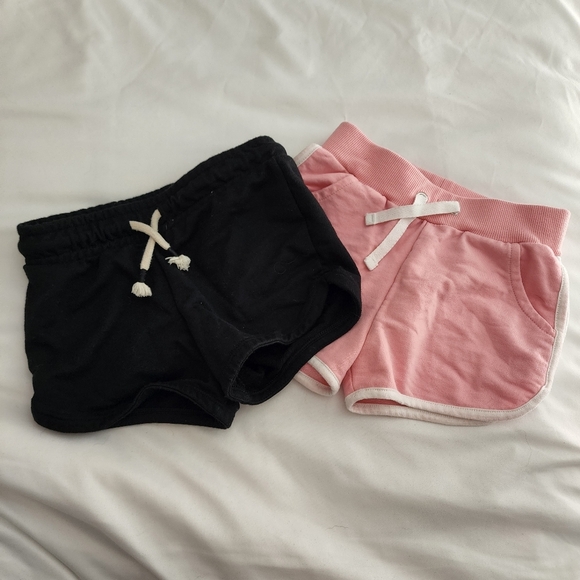 Girls 4/5 Shorts - Picture 1 of 4